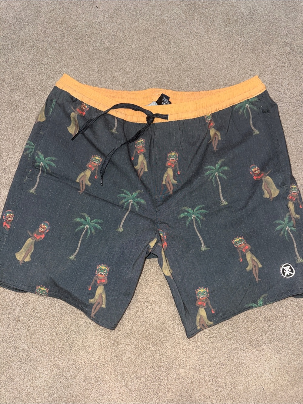 Roark Tahiti treat Black Swim Trunks boardshorts L
